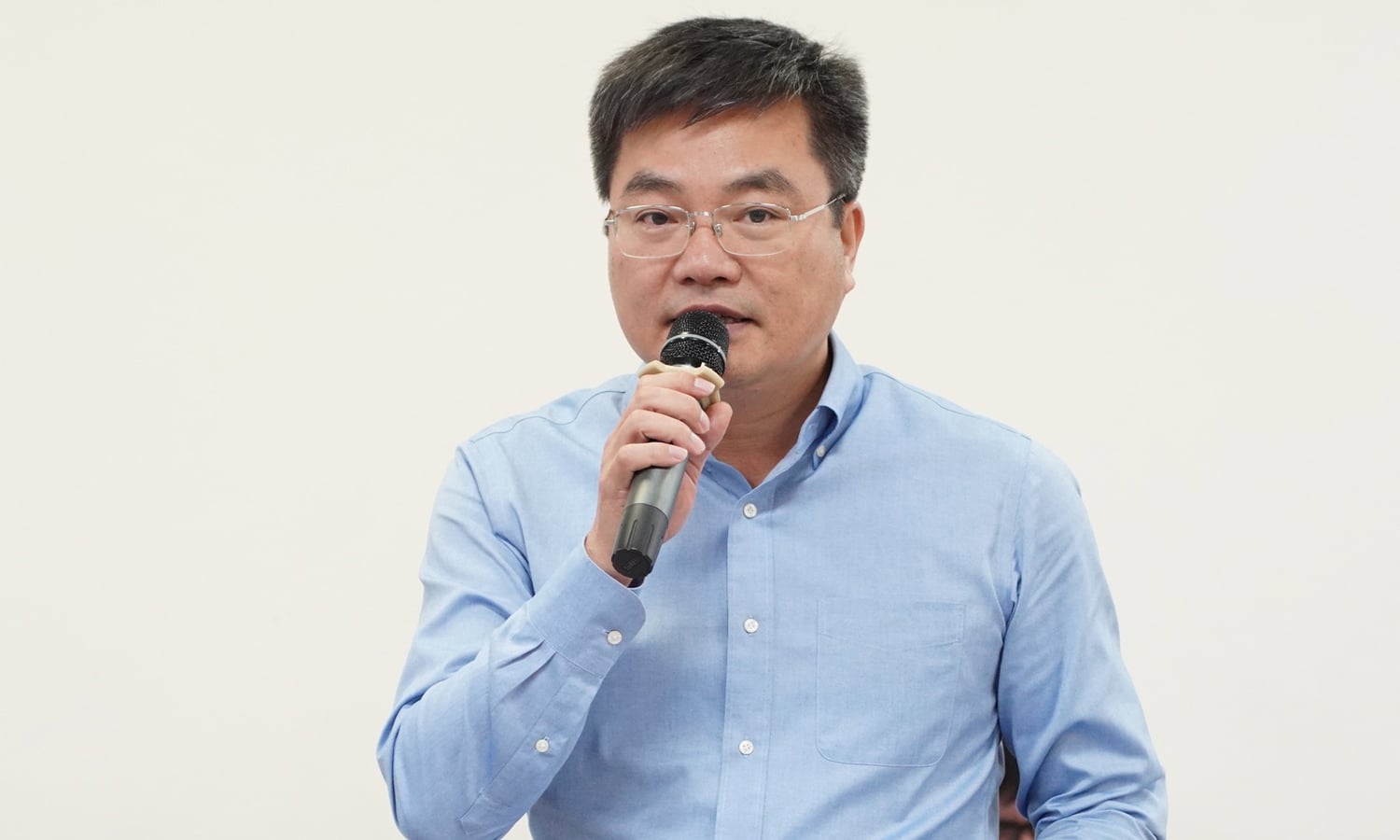 An ninh năng lượng không chỉ là có đủ xăng dầu - Ảnh 1