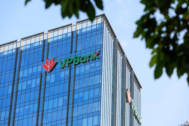 VPBank được vinh danh Doanh nghiệp hàng đầu về năng lượng môi trường xanh - Ảnh 1