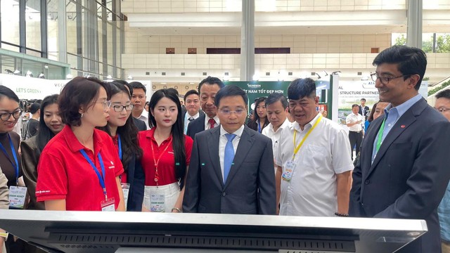 Thúc đẩy lộ trình trung hòa carbon: Techcombank nhận giải thưởng Top 10 Doanh nghiệp Net Zero 2026 - Ảnh 1