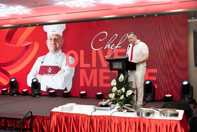 Kalpen Group chính thức công bố đầu bếp Đức Oliver Mette trở thành Đại sứ thương hiệu - Ảnh 1