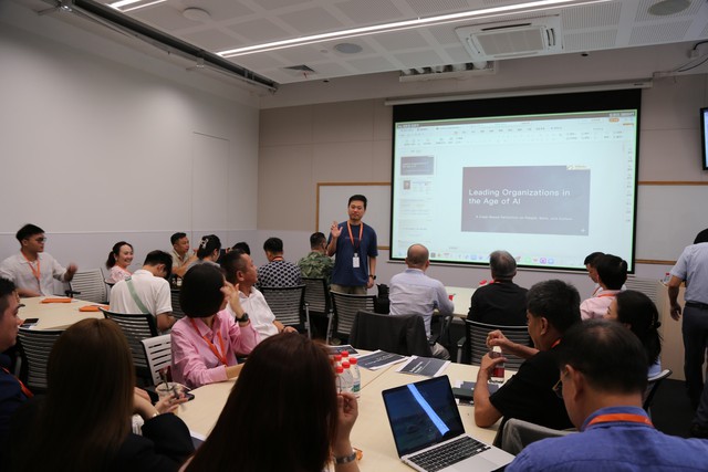 Điều khiến 28 CEO Việt Nam bất ngờ trong ngày học thứ hai tại Alibaba