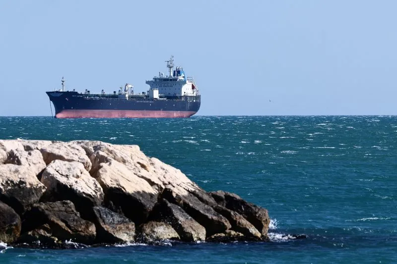 Mỹ tiếp tục siết trừng phạt, Iran lập tức tuyên bố: Không gì ngăn được chúng tôi xuất khẩu dầu