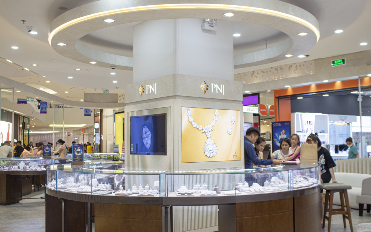 PNJ bảo lãnh tín dụng cho 2 công ty con - Ảnh 1