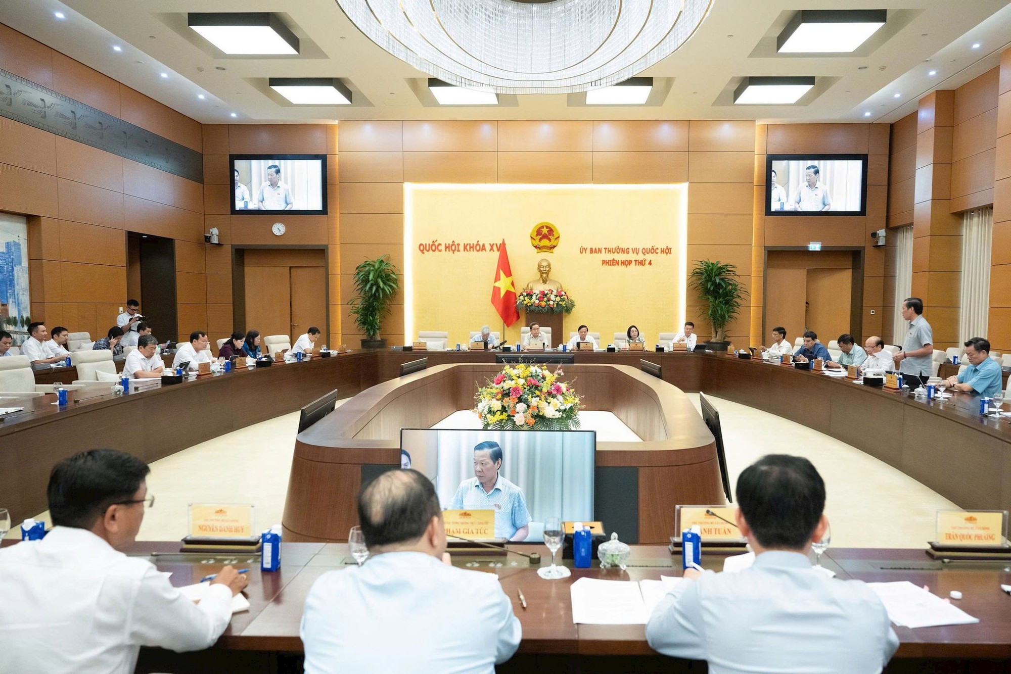 Ủy ban Thường vụ Quốc hội cho ý kiến về chủ trương đầu tư Dự án đường Vành đai 5 - Vùng Thủ đô Hà Nội - Ảnh 1