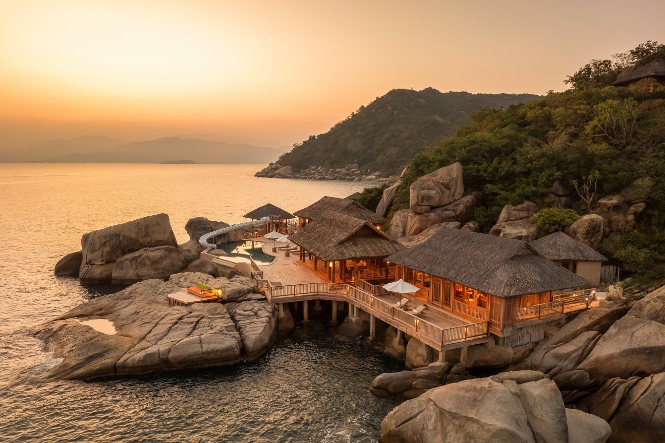 Lãnh đạo IHG: "Việt Nam hội tụ đầy đủ những tinh hoa kiến tạo từ thiên nhiên để vươn mình trở thành một trong những tọa độ du lịch danh giá nhất" - Ảnh 1