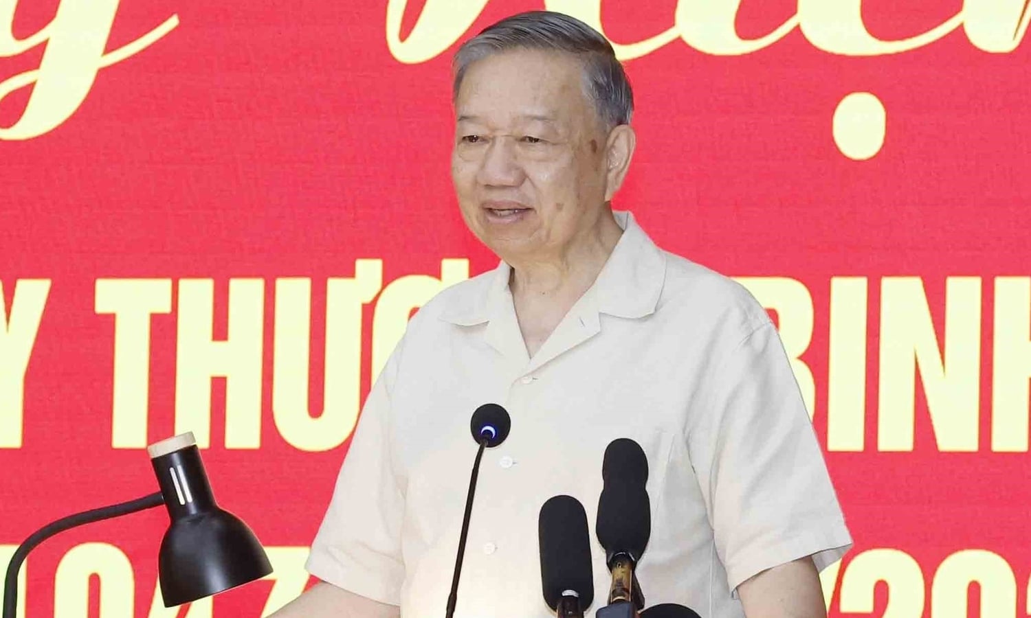 Tổng Bí thư, Chủ tịch nước: Tri ân người có công không thể chỉ dừng ở một bó hoa, một phần quà - Ảnh 1