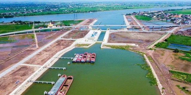 Phải phá đi xây lại sau 8 tháng nhưng công trình 2.500 tỷ đồng hiện đại nhất Việt Nam vẫn tạo kỳ tích lớn - Ảnh 1