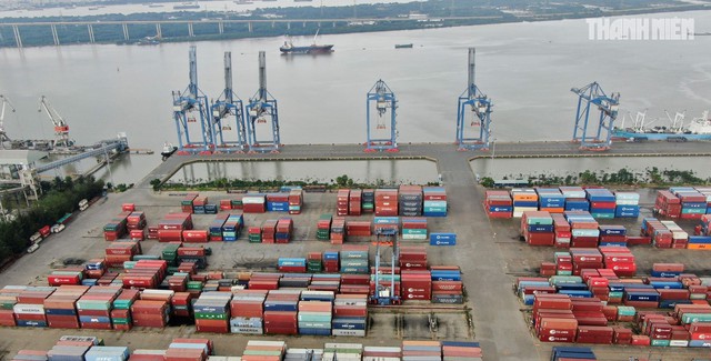 TP.HCM lên lộ trình di dời cảng biển khỏi trung tâm