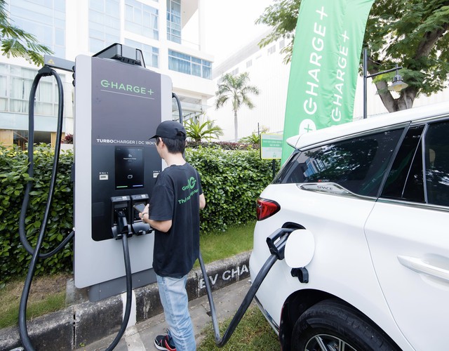 Grab đầu tư trạm sạc cho tất cả các loại xe điện