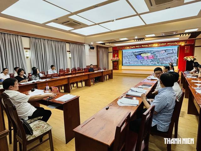 Cấp sổ hồng cho gần 2.000 chỗ đậu xe ô tô của Công ty Phú Mỹ Hưng