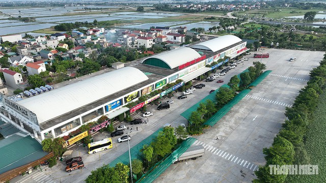 Bộ Xây dựng tiếp tục thúc tiến độ loạt trạm dừng nghỉ trên cao tốc