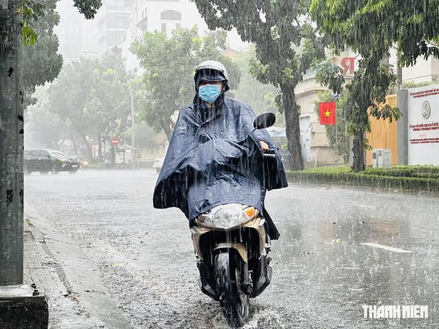 Chiều nay, TP.HCM và Nam bộ còn mưa to?