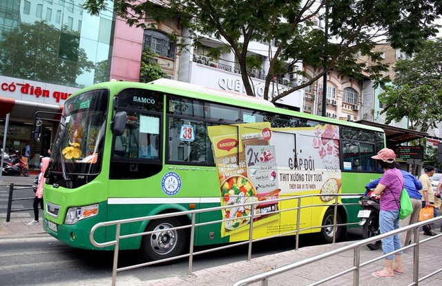 TP.HCM muốn ‘tái sinh’ quảng cáo trên thân xe buýt
