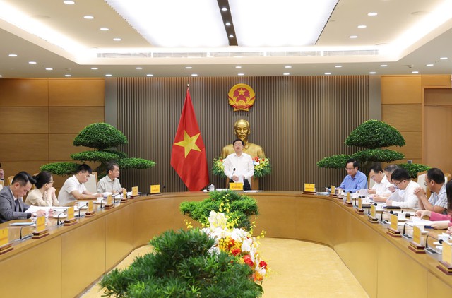 Chủ tịch Hội Doanh nhân trẻ Việt Nam Đặng Hồng Anh kiến nghị: Doanh nghiệp không nên phải làm lại toàn bộ hồ sơ khi chính sách thay đổi
