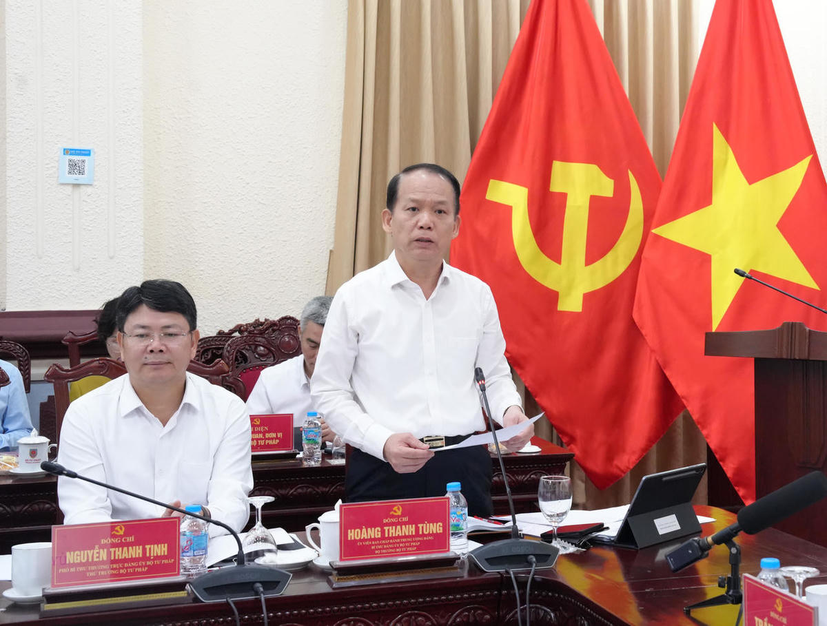 Bộ Tư pháp hoàn thành xây dựng, trình Quốc hội thông qua 7/7 dự án luật