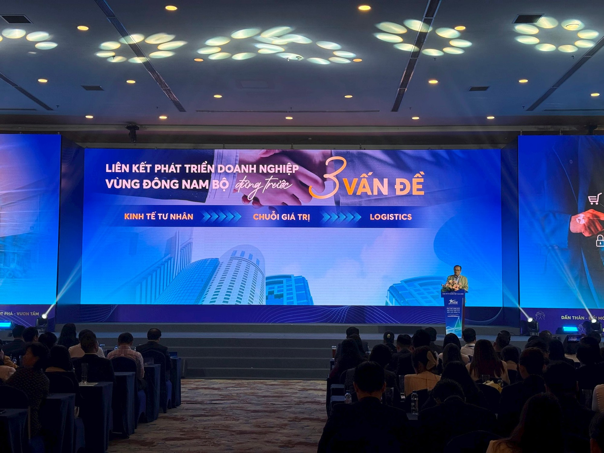 TS. Trần Du Lịch: Muốn doanh nghiệp tư nhân lớn lên, phải xây hệ sinh thái để doanh nghiệp lớn kéo doanh nghiệp nhỏ