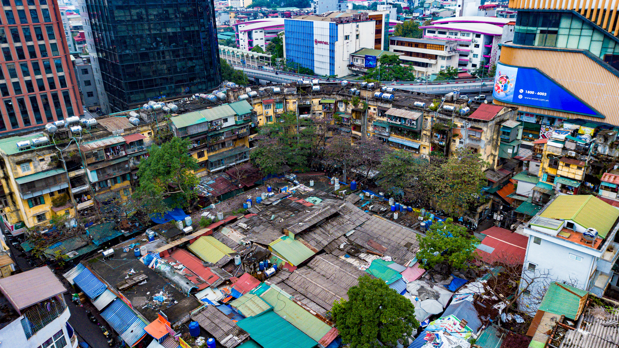 Từ nhà tập thể 30 m², “chuồng cọp” san sát đến đại đô thị hàng trăm ha: Mô hình căn hộ chung cư đã thay đổi đến "chóng mặt"