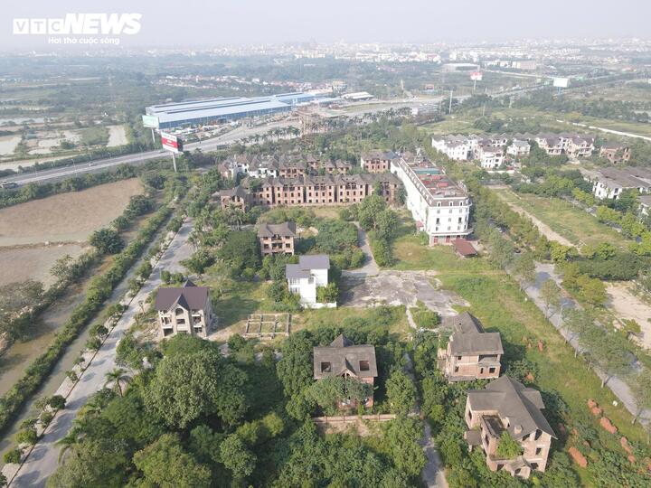 Đánh thuế đất 'bỏ hoang' thế nào để hạn chế đầu cơ?