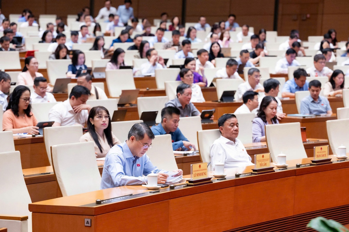Thống đốc NHNN Phạm Đức Ấn: Áp dụng các tỷ lệ an toàn khác phục vụ phát triển kinh tế - xã hội không đồng nghĩa với việc hạ chuẩn an toàn hay nới lỏng rủi ro