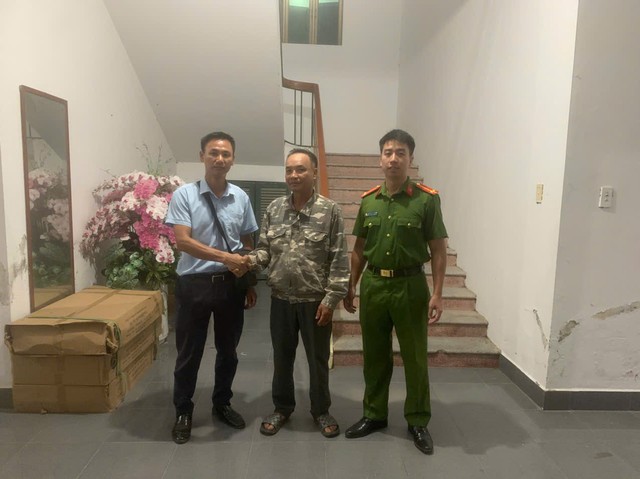 Công an xác minh giao dịch chuyển khoản 205.600.000 đồng từ một công ty