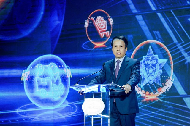 Chuyển đổi số ngân hàng: Giữ vững vai trò tiên phong trong kỷ nguyên dữ liệu  và trí tuệ nhân tạo