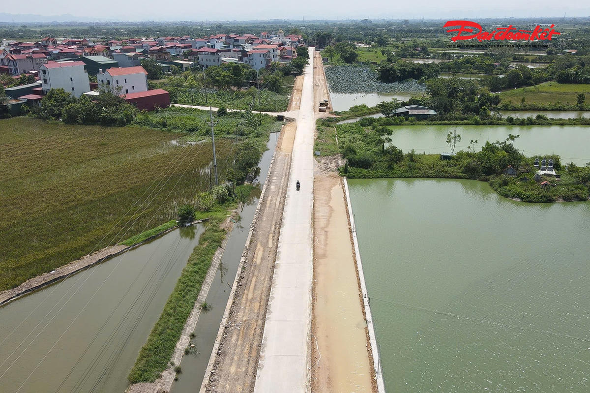 Tăng cường cảnh báo tại công trường đường Phú Túc - Hoàng Long - Chi Trung