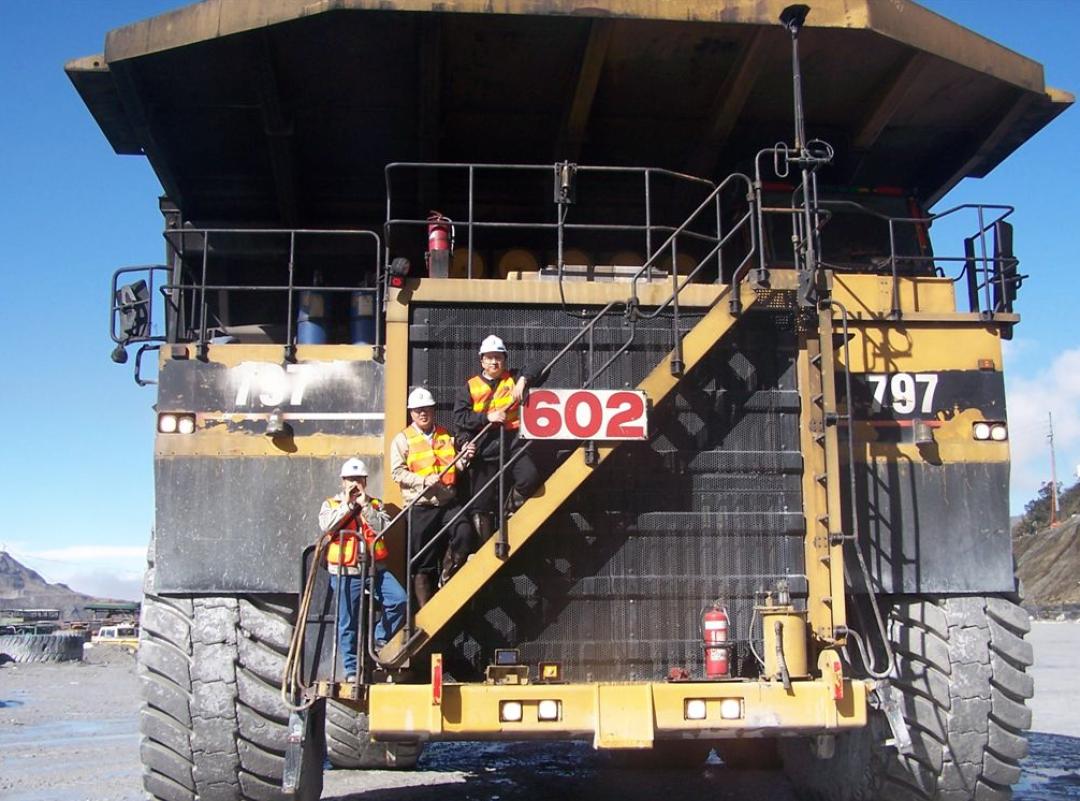 Dây chuyền lắp ghép xe chỉ mất 5 phút, nhưng chuẩn bị hệ sinh thái đi kèm mất tới 9 tháng: Nước đi đáng sợ của xe tải điện Trung Quốc