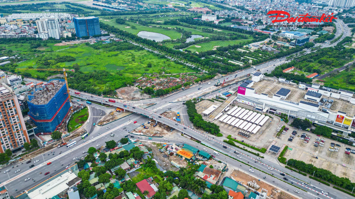 Hầm chui 6 làn Cổ Linh tăng tốc, phấn đấu thông xe trước Tết
