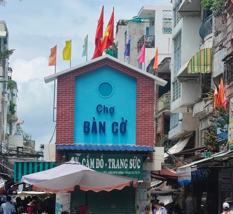 Việt Nam có “siêu phường” hơn 4200 DN, dân số gấp 1,7 lần Monaco, sở hữu chợ người đi lần đầu dễ lạc đường