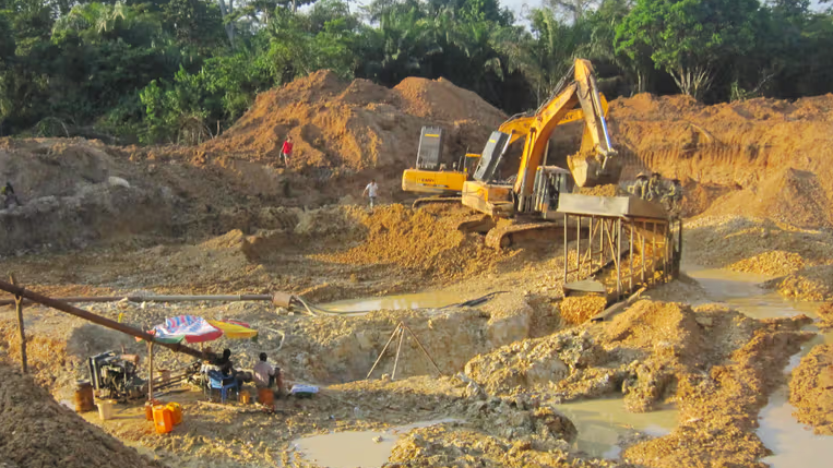 Phát hiện một vùng đất chứa vàng kéo dài 6km, chuẩn bị khoan thăm dò 5.000m để kiểm tra
