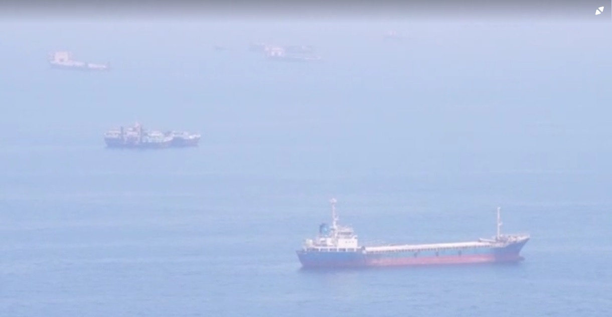 Iran tìm lối mở tại Hormuz giữa sức ép kinh tế