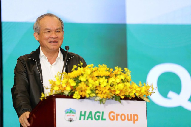 Bất ngờ với mức lương Công ty bầu Đức trả cho lao động tại Lào