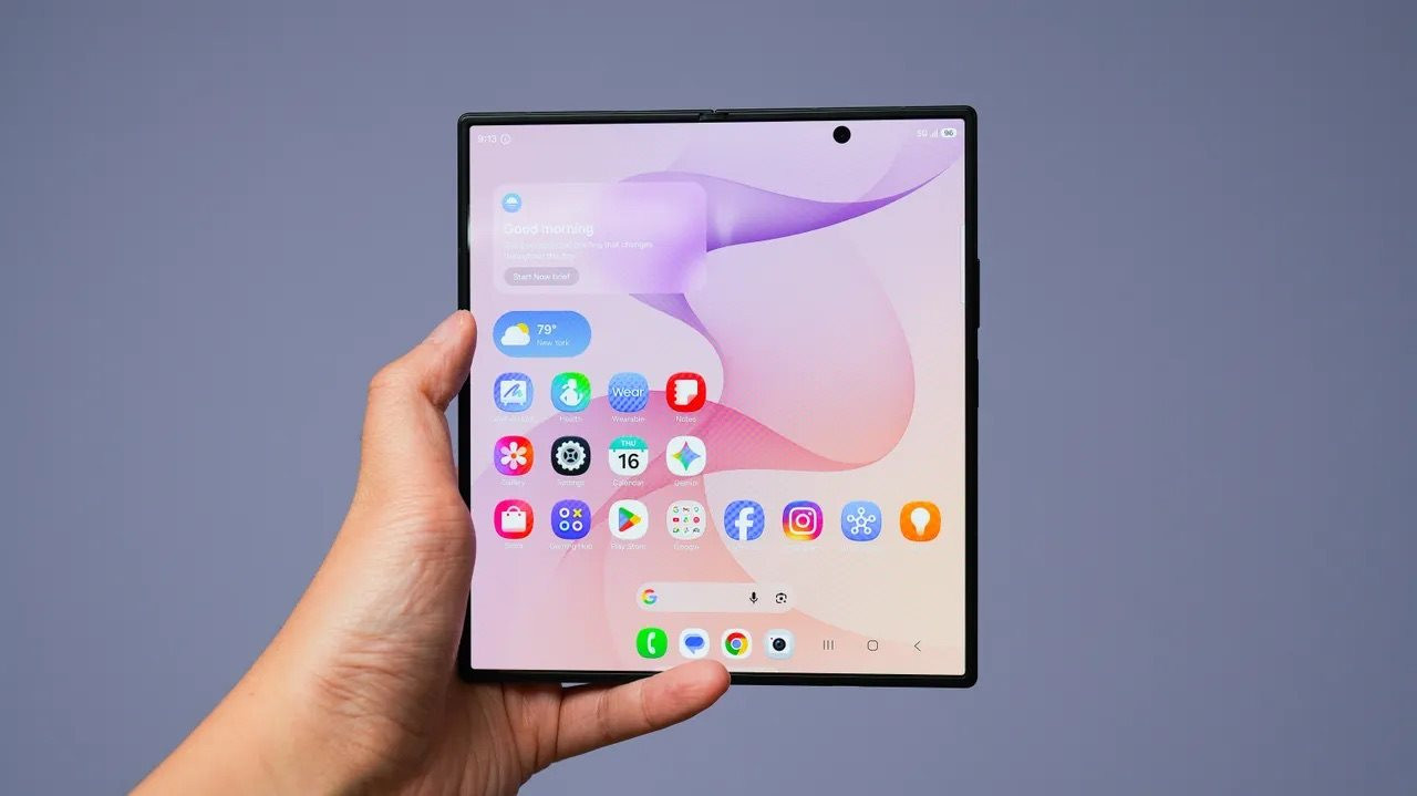 Dùng điện thoại trong bao lâu thì nên bán mua máy mới? 2 năm hay 5 năm? Câu trả lời sẽ khiến bạn bất ngờ