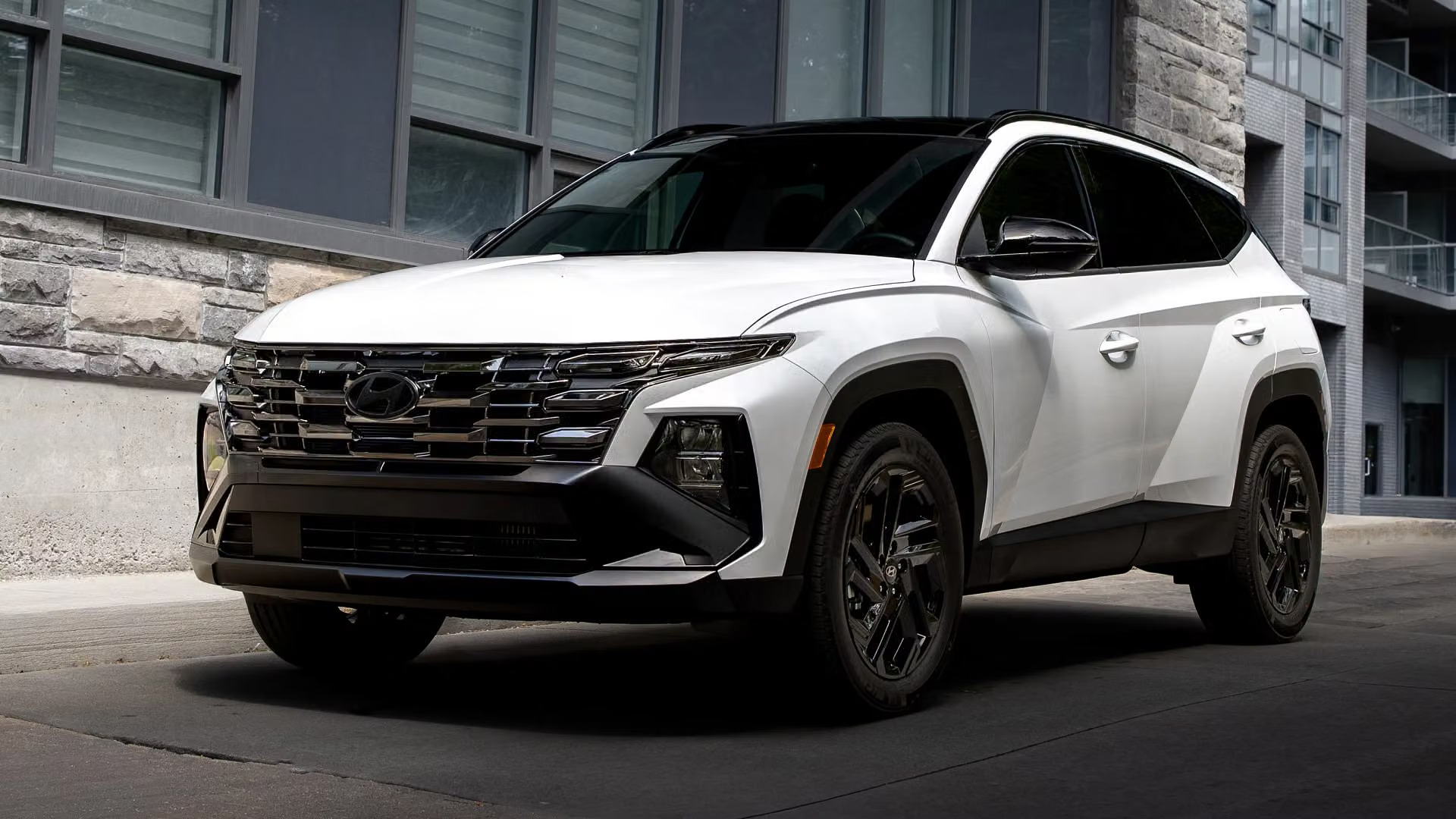 Hyundai Tucson lắp ráp ở Việt Nam được xuất ngoại, giá quy đổi dự kiến từ gần 900 triệu đồng