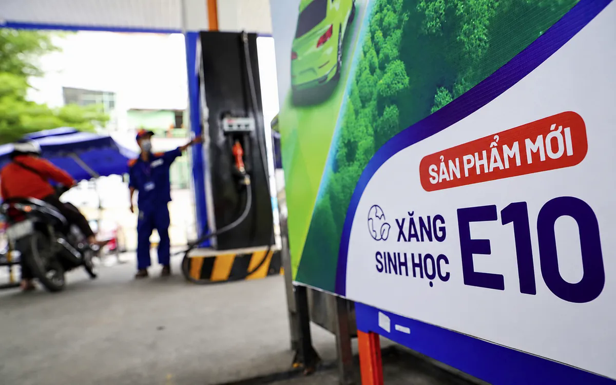 Yêu cầu doanh nghiệp không để gián đoạn nguồn cung xăng dầu dịp 2/9