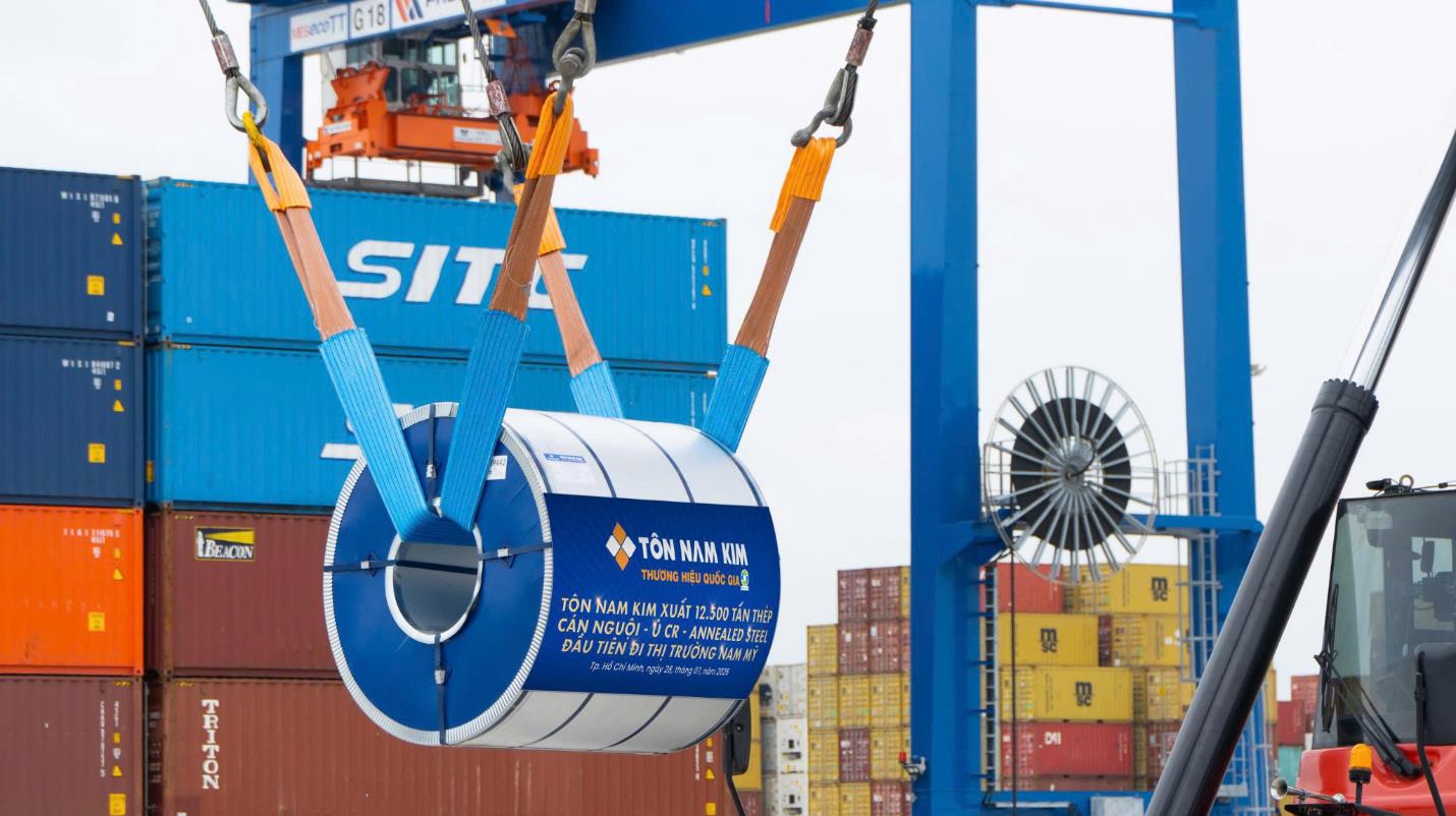 Tôn Nam Kim xuất khẩu 12.500 tấn thép cán nguội ủ đầu tiên sang Nam Mỹ
