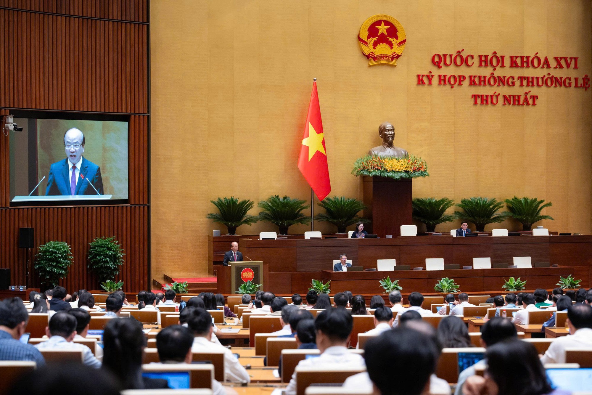 Tán thành định hướng phân quyền triệt để cho các thành phố là đô thị đặc biệt
