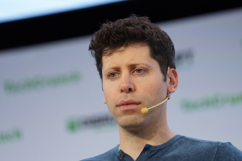 OpenAI mất 5 lãnh đạo chỉ trong vài tuần: Một mình Sam Altman chèo lái công ty hơn 800 tỷ USD