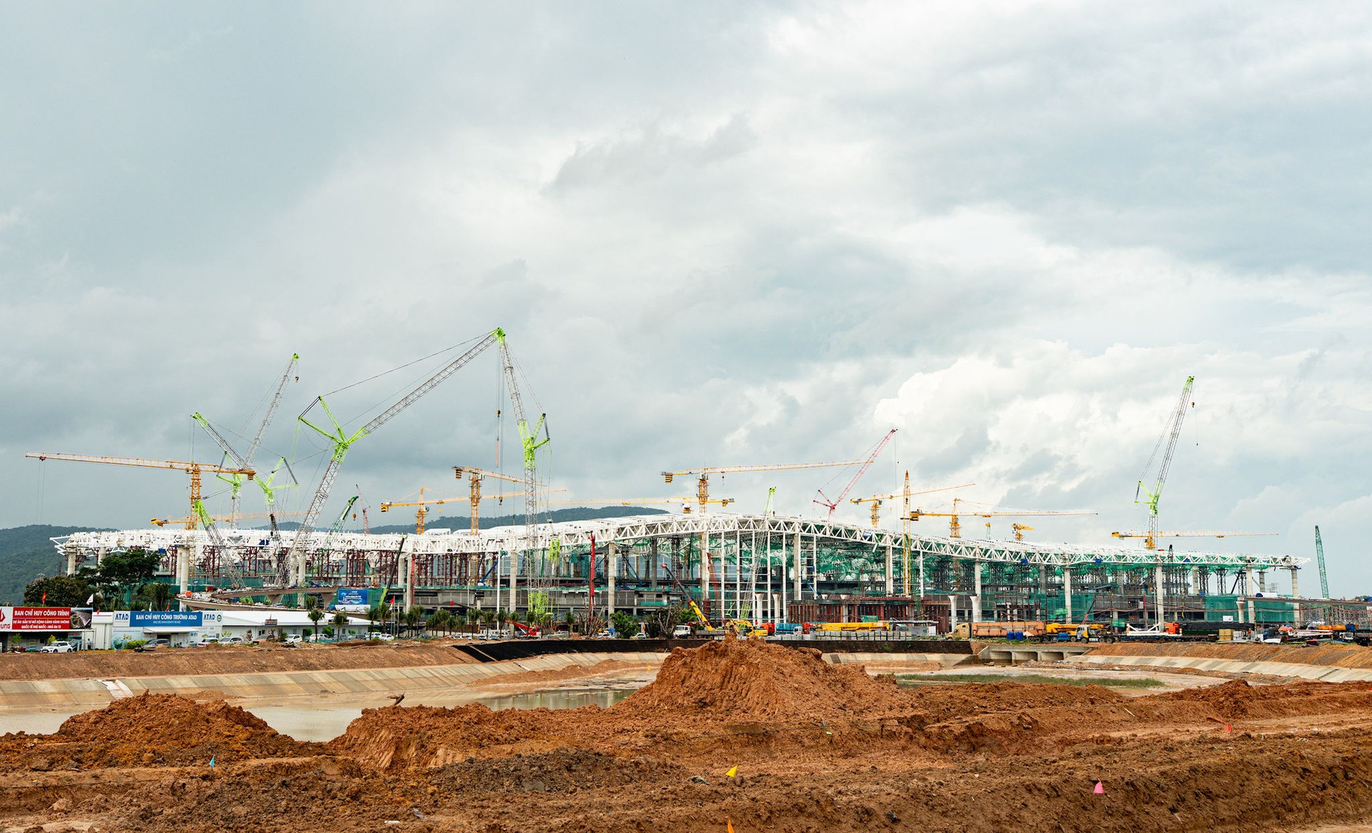 Sân bay Phú Quốc: Tăng tốc thi công, quyết cán mốc vận hành từ tháng 4-2027