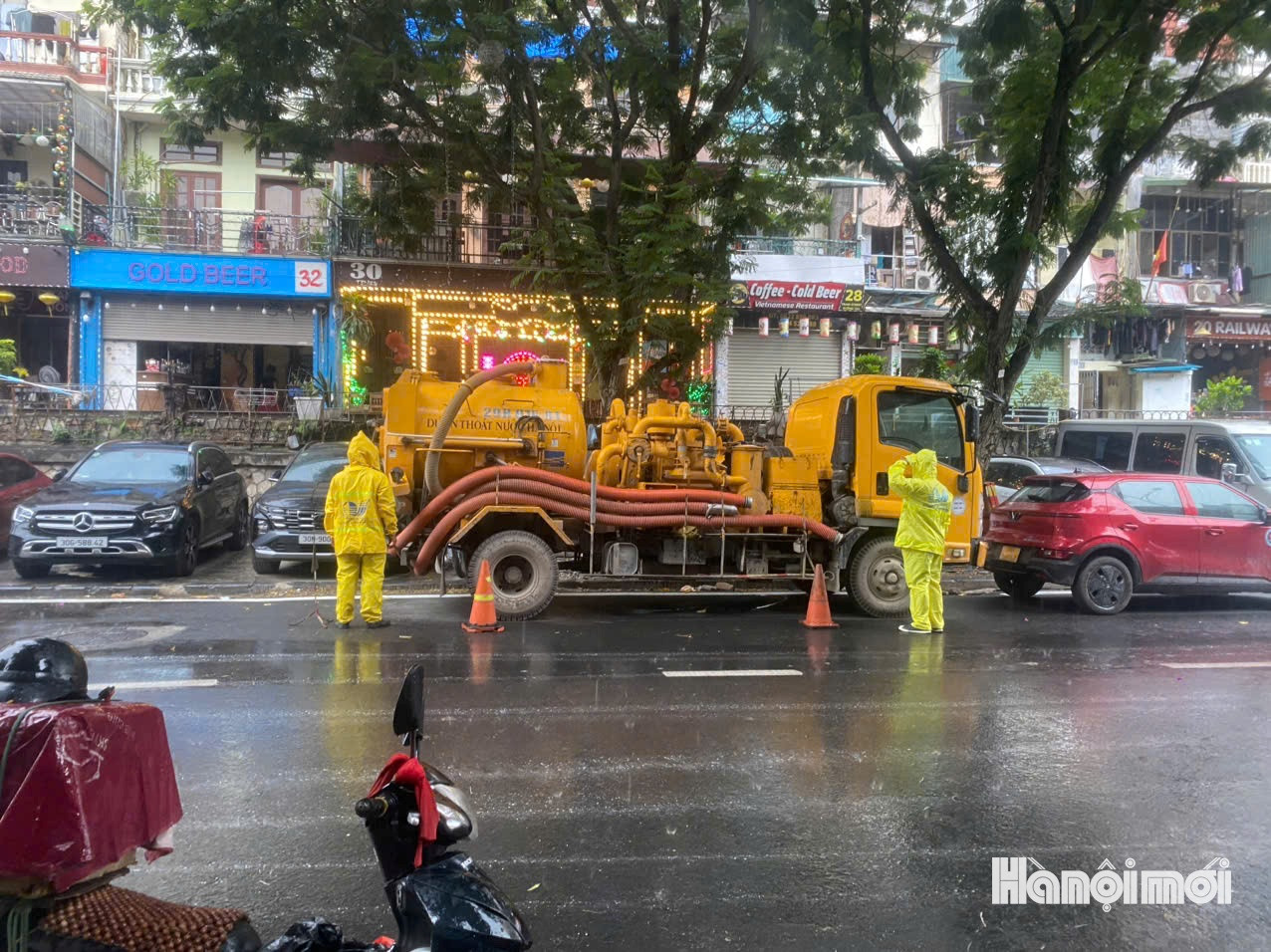 Sáng 21-8: Hà Nội mưa trên 100mm, chưa có điểm úng ngập