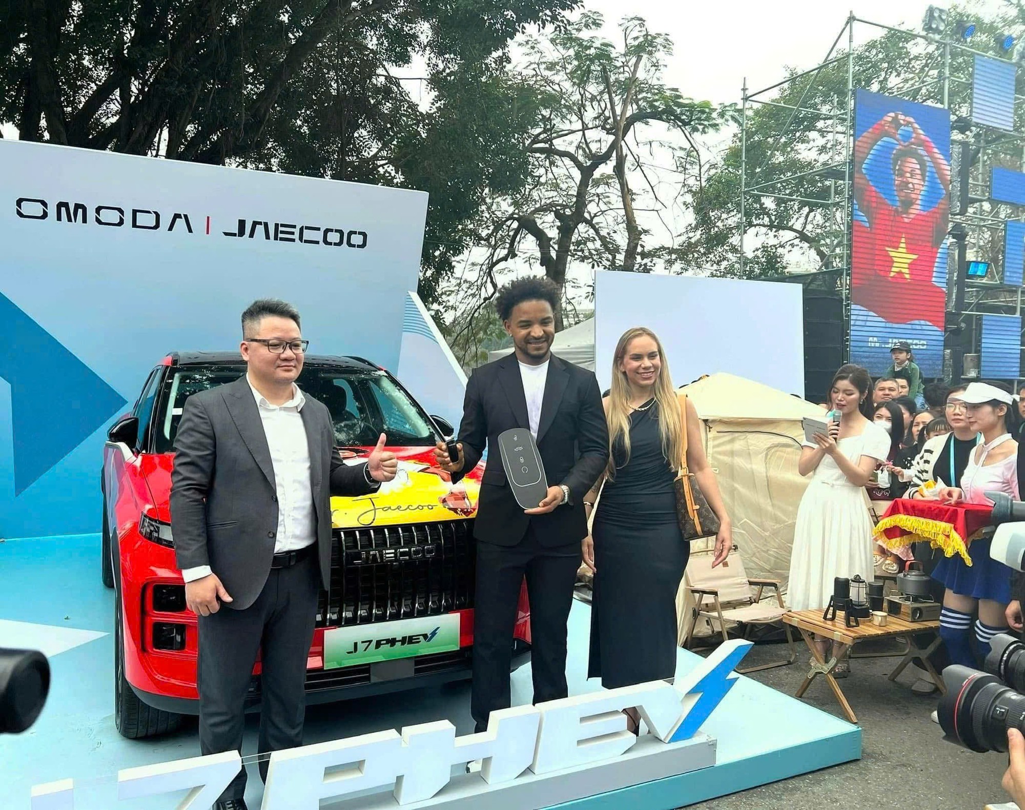 Thương hiệu ô tô Xuân Son đang làm đại sứ: Tặng 2 xe sau 2 lần vô địch ASEAN Cup, tổng trị giá hơn 1,7 tỷ đồng