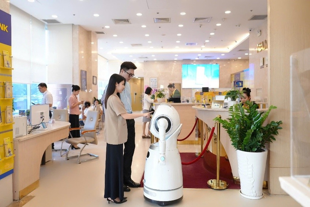 Nam A Bank: Lợi nhuận 6 tháng tăng 25%, hướng tới các mục tiêu tăng trưởng mới