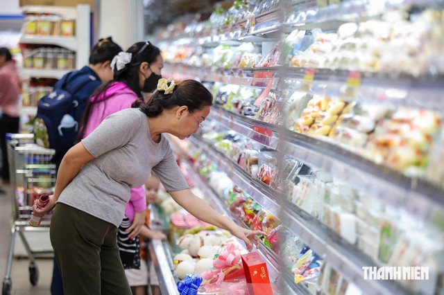 Mở rộng giảm thuế cho người làm công ăn lương