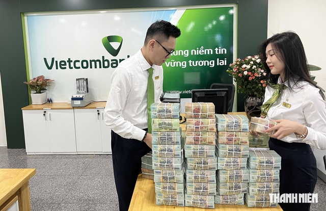 Các ngân hàng Vietcombank, Sacombank giảm lãi suất cho vay