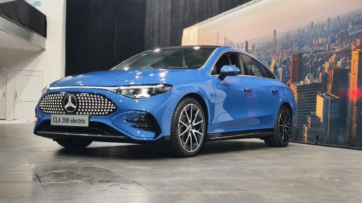 Tin xe 18/9: Mercedes CLA 200 EV về Việt Nam, Suzuki XL7 sắp có bản mới - Ảnh 1