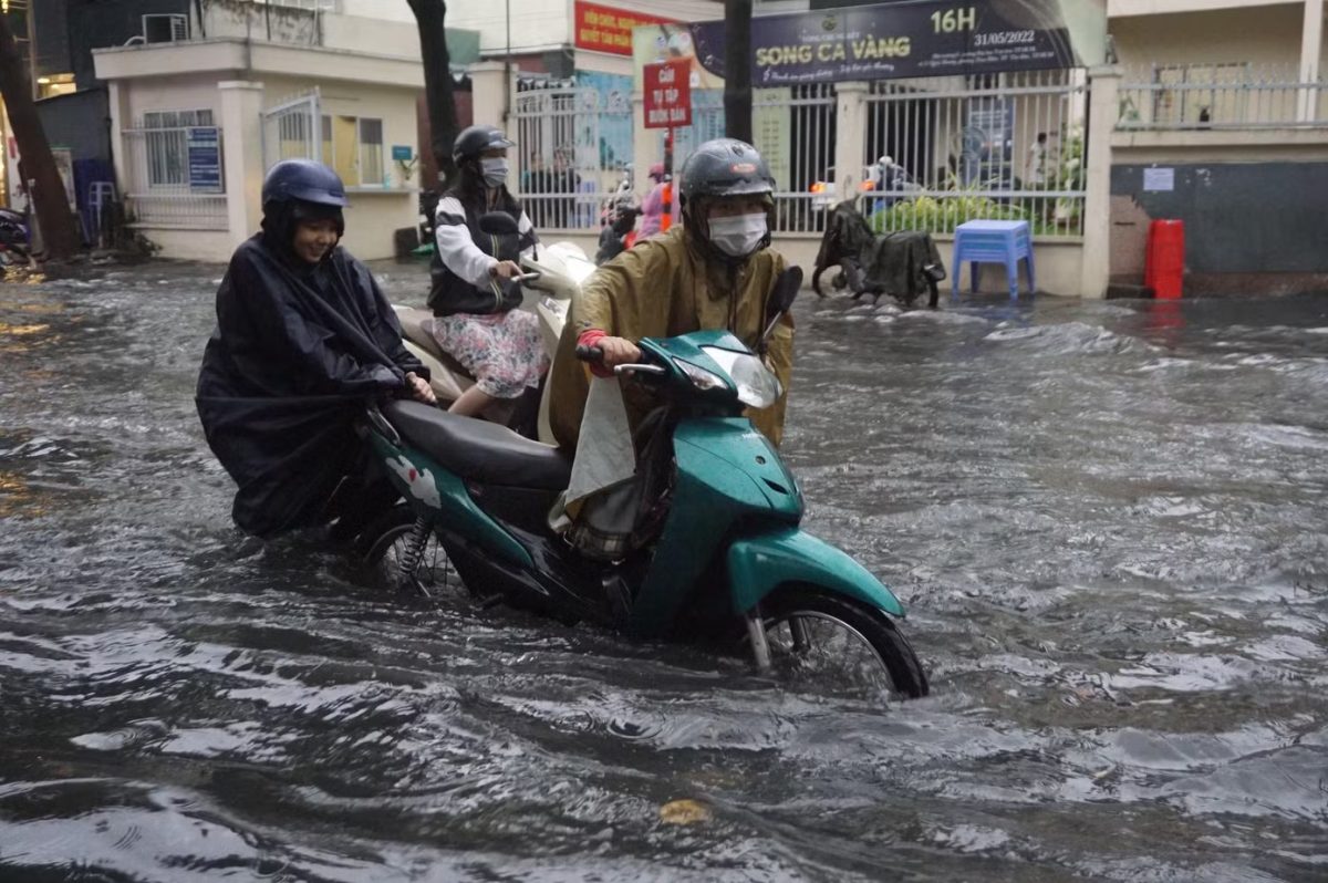 'Khu nhà giàu' Thảo Điền bao giờ hết ngập? - Ảnh 1