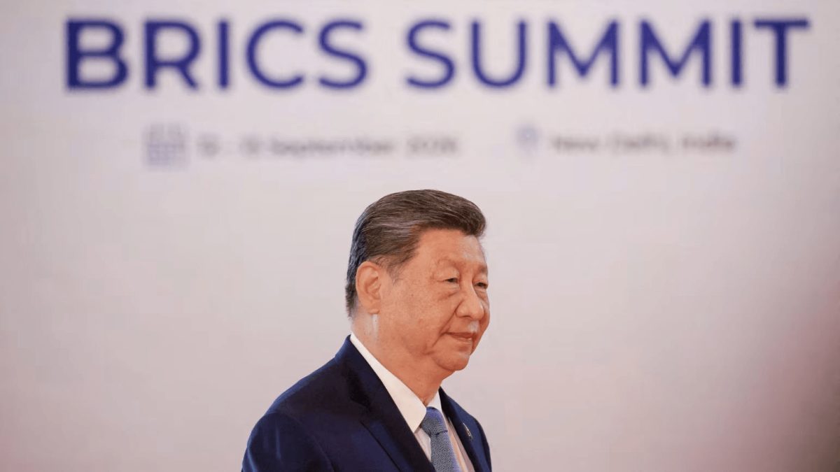 "AI khiến nhân loại diệt vong là trò bịp bợm": Chỉ vì Trung Quốc quá mạnh mà không ai dám nhìn thẳng vào sự thật? - Ảnh 1
