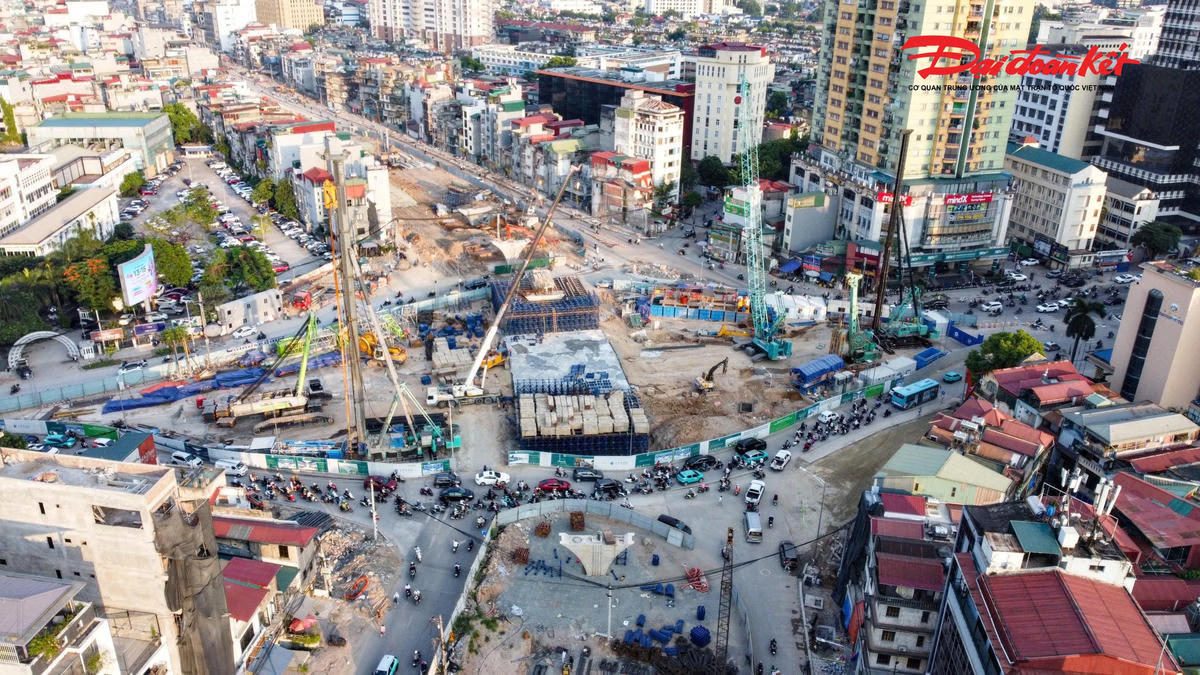 Hà Nội: Cho phép phương tiện đi vào làn BRT tại nút Láng Hạ - Giảng Võ - Ảnh 1