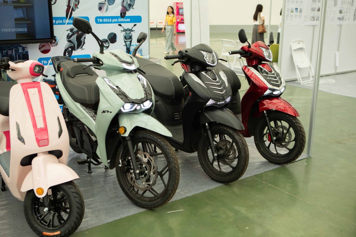 "Xe máy điện SH" xuất hiện tại Việt Nam: Phanh ABS, khóa NFC, pin Li-ion, giá hơn 30 triệu