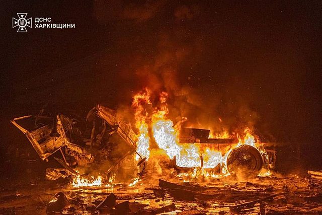 Nổ rung chuyển Zaporizhzhia, tên lửa lao vào căn cứ bí mật Ukraine – Nga tung siêu vũ khí lần đầu lộ diện sau 4 năm - Ảnh 1